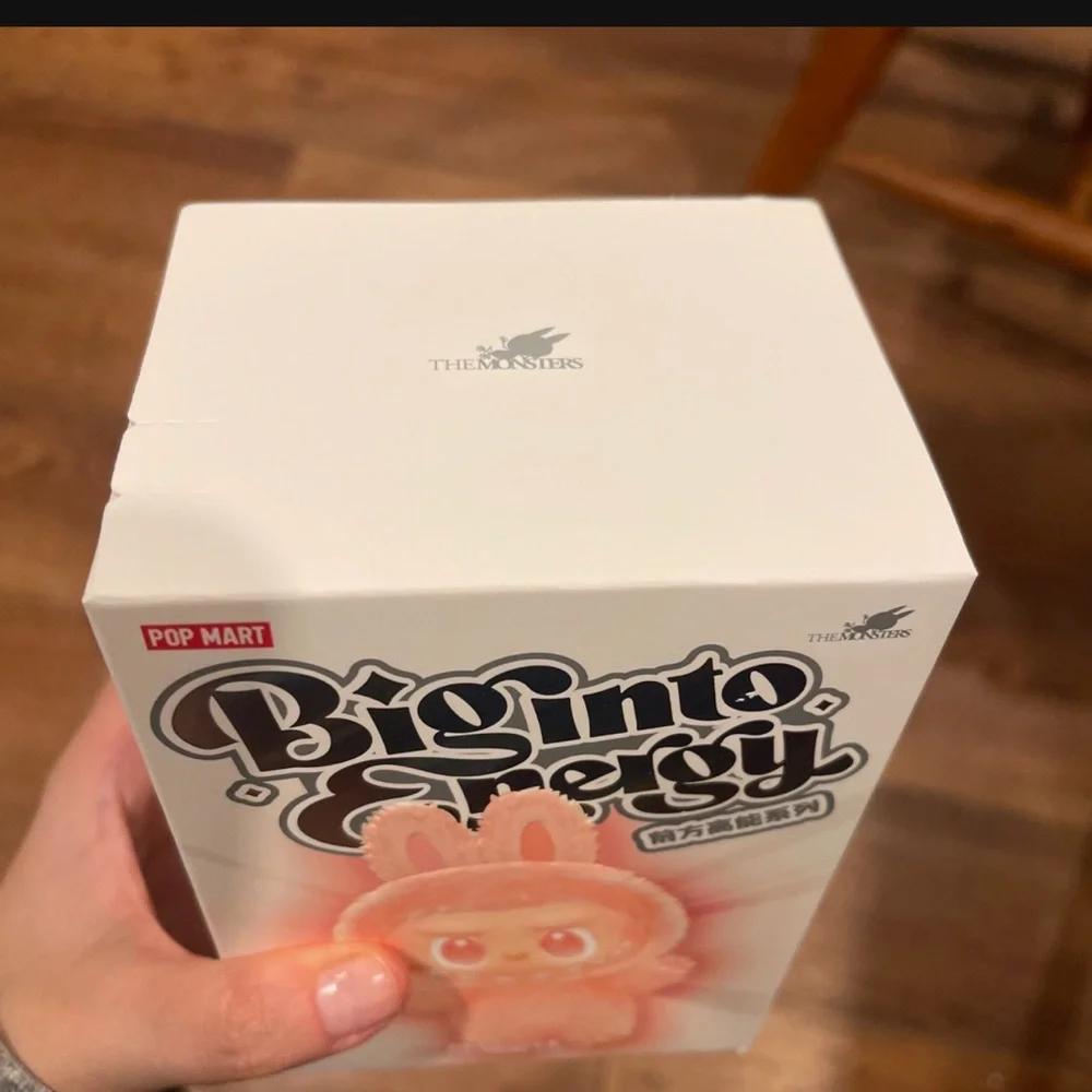 Authentic Labubu Serenity - Picture 4 of 4